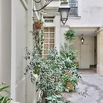 70 - Authentic Parisian Flat