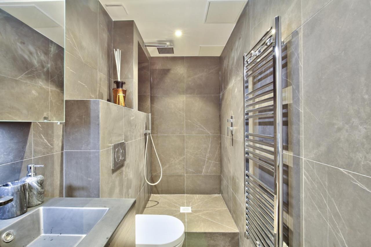 70 - Authentic Parisian Flat Parigi