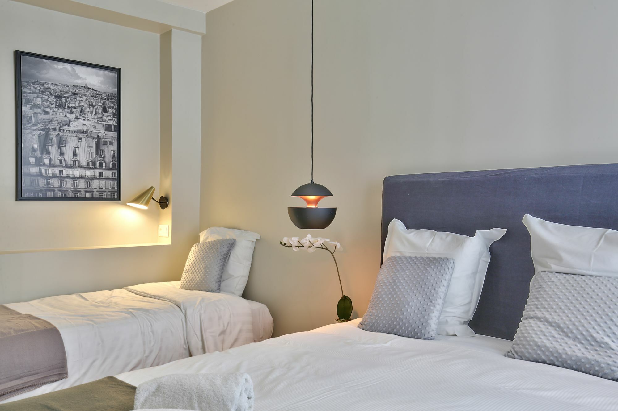 Appartamento 70 - Authentic Parisian Flat *